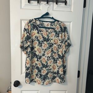 LC Lauren Conrad Green Boxy Short Sleeve Blouse